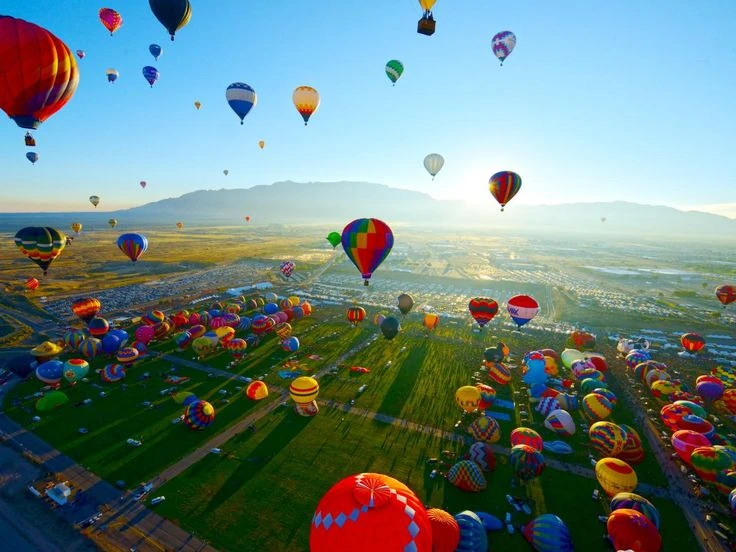 8253aa392e7a9269c61617518392e0a9-albuquerque-balloon-fiesta-new-mexico-usa