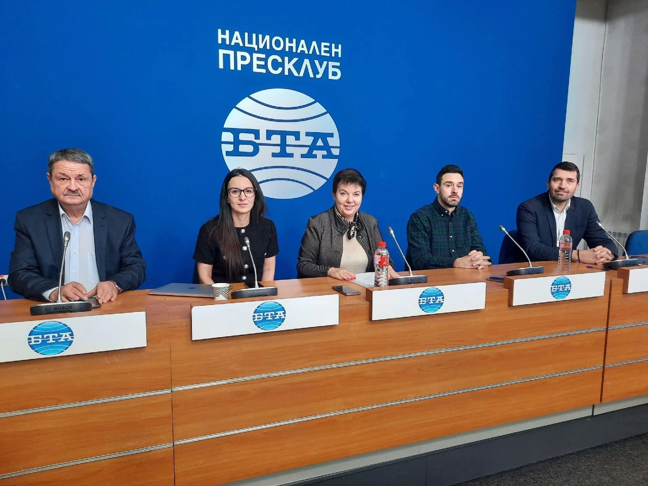 Обединение „Бъдеще за туризма“ -Сдружение на туроператорите в България, изрази готовност за протести заради приетите на първо четене на промени за Туристическия гаранционен фонд