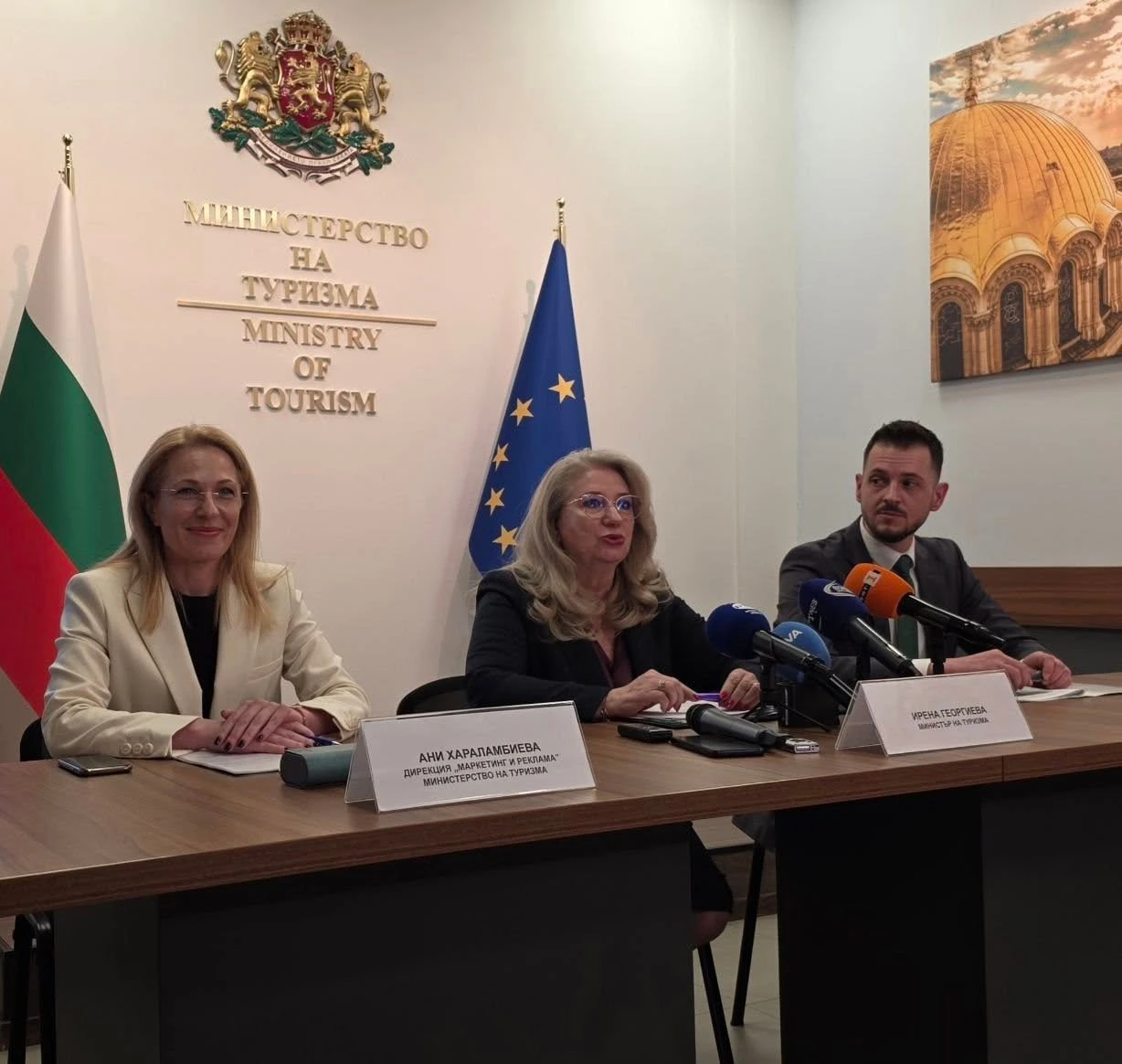 Министерство на туризма е оптимистично: Има ръст на резервациите, спрямо миналата година