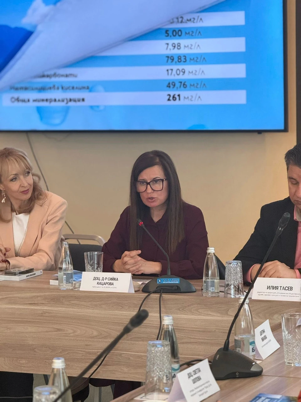 Някой явно много му е важно туристическото министерство да си остане същото и да няма реформа. Защо ли?