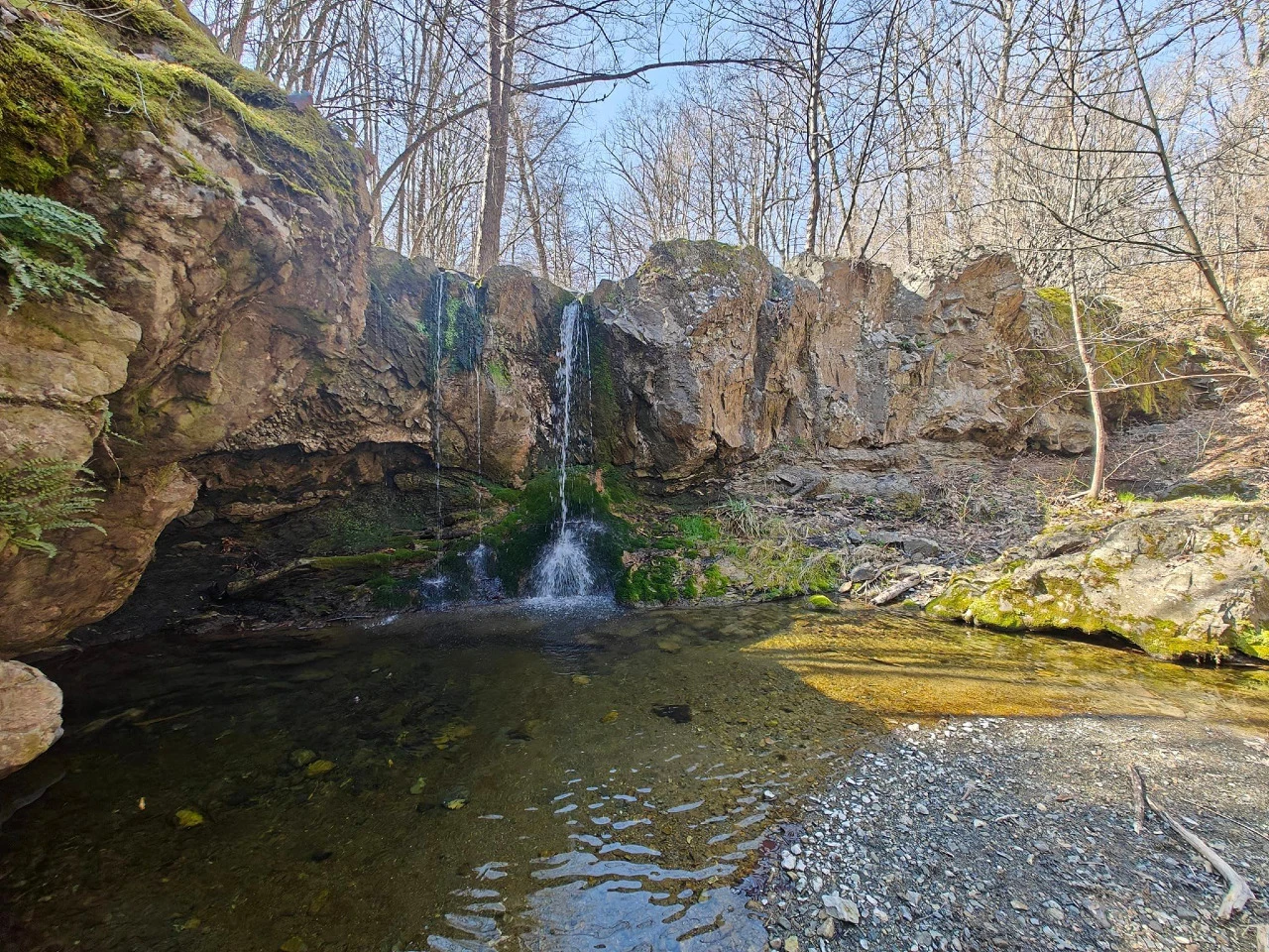 Водопад Скакла Вода и параклис 